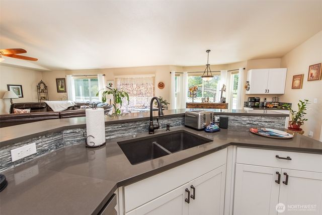 192 Michael Earl Way, Sequim, WA 98382