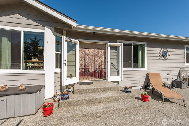 192 Michael Earl Way, Sequim, WA 98382