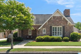 3933 COTSWOLD DRIVE S, Birmingham, AL 35242
