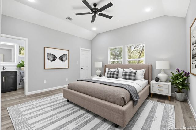 930 Gladstone, San Antonio, TX 78225