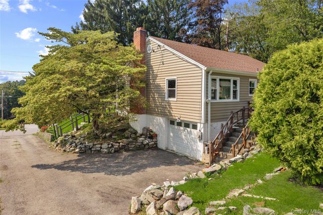 12 Lafko Drive, Poughkeepsie, NY 12603
