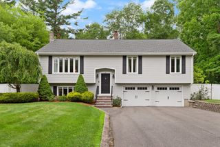 21 Kennedy Cir, Easton, MA 02375