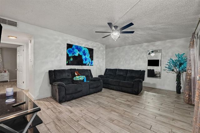 4008 CORTEZ DRIVE B, Tampa, FL 33614