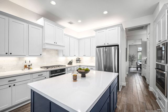 358 Bridle Trail, New Braunfels, TX 78132