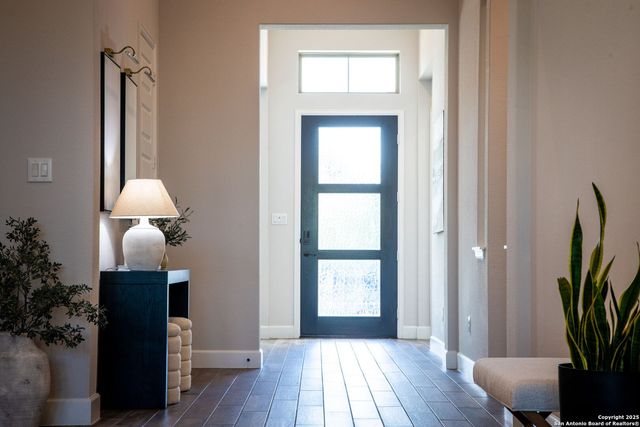 358 Bridle Trail, New Braunfels, TX 78132