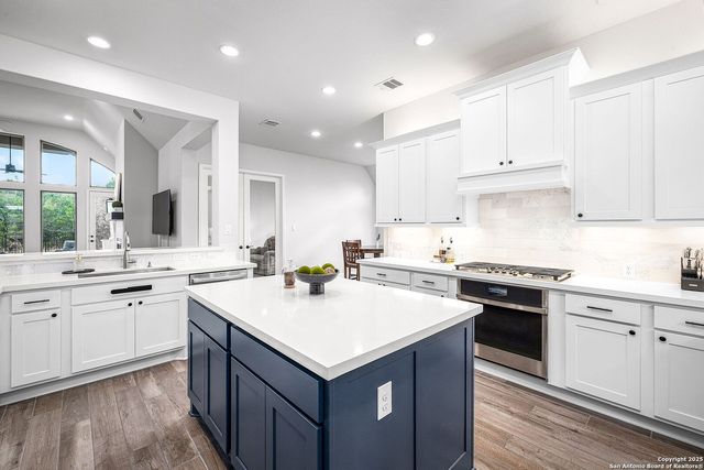 358 Bridle Trail, New Braunfels, TX 78132