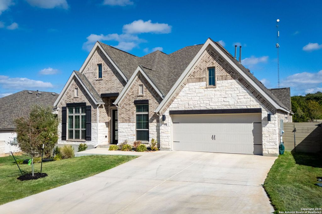 358 Bridle Trail, New Braunfels, TX 78132