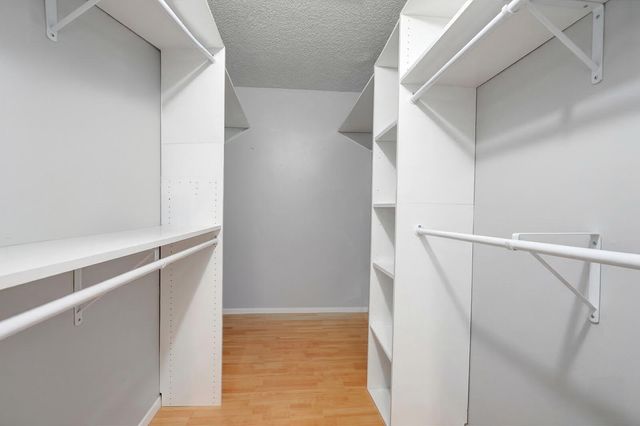 10090 SW 16th Place, Davie, FL 33324