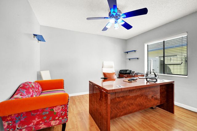 10090 SW 16th Place, Davie, FL 33324