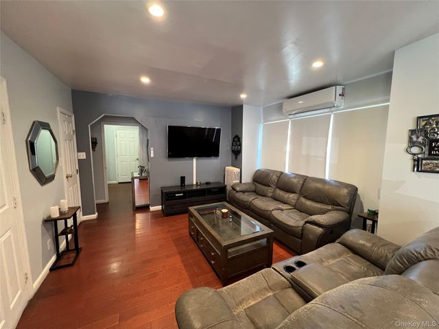 21911 131st Avenue, Laurelton, NY 11413