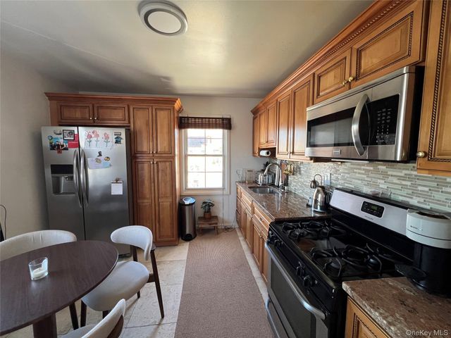 21911 131st Avenue, Laurelton, NY 11413