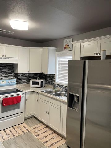 835 Fortune Street, Houston, TX 77088