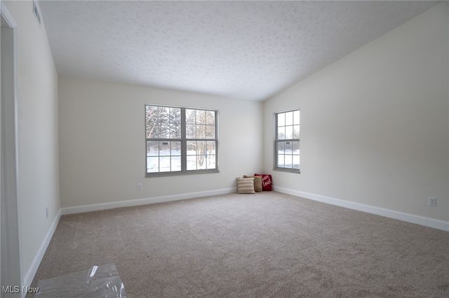 264 Finchfield Circle, Macedonia, OH 44056