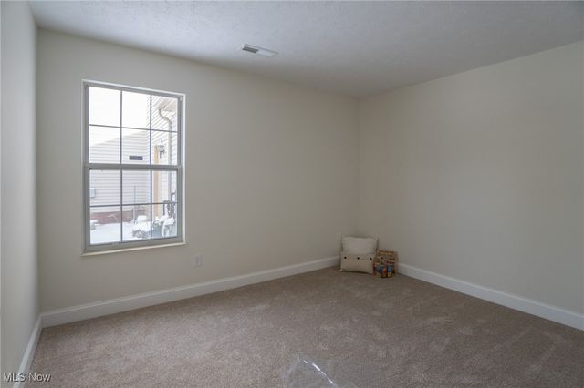 264 Finchfield Circle, Macedonia, OH 44056