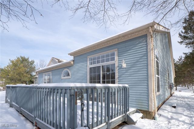 264 Finchfield Circle, Macedonia, OH 44056