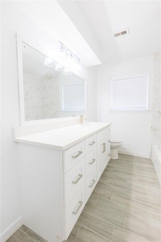 2510 Straight Creek Drive, Houston, TX 77017