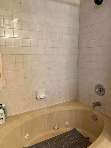 3648 Victoria Drive, West Palm Beach, FL 33406