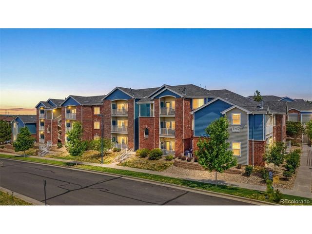2705 S Danube Way 201, Aurora, CO 80013
