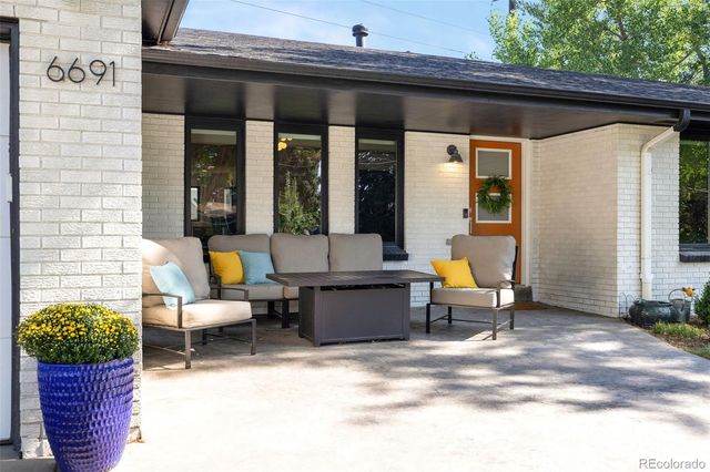 6691 W 10th Place, Denver, CO 80214