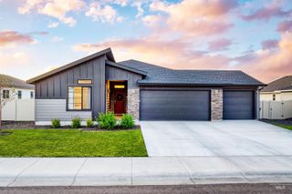 636 W Tanzanite Dr, Kuna, ID 83634