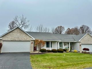 828 Woodfield Court A, Boardman, OH 44512