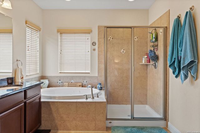 1019 OLIVIA VW, San Antonio, TX 78260