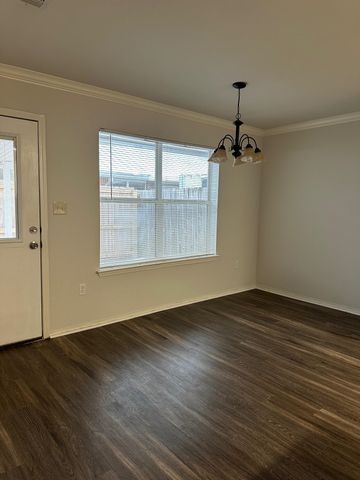 1813 Riverstone, Longview, TX 75605