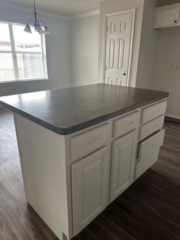 1813 Riverstone, Longview, TX 75605