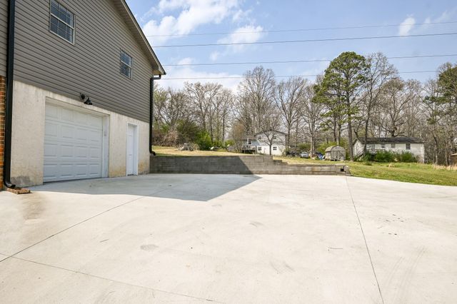 2089 Charlotte Drive NE, Cleveland, TN 37323