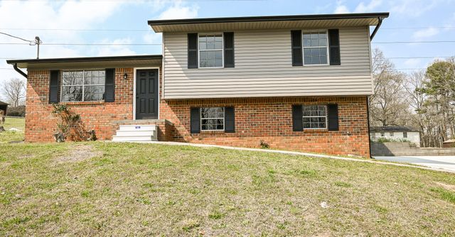 2089 Charlotte Drive NE, Cleveland, TN 37323