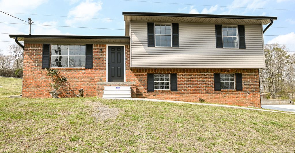 2089 Charlotte Drive NE, Cleveland, TN 37323