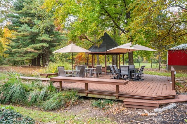 945 S Nixon Camp Road, Oregonia, OH 45054