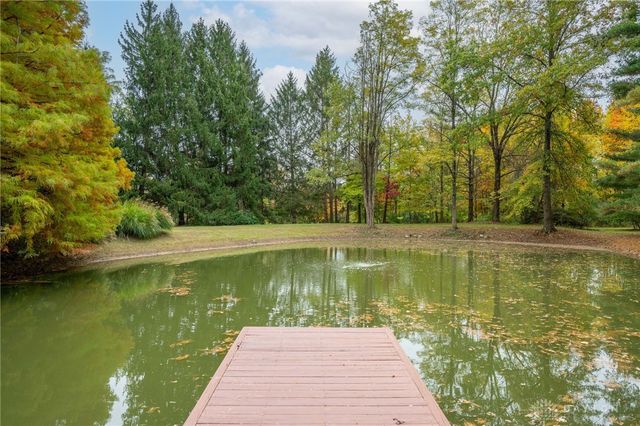 945 S Nixon Camp Road, Oregonia, OH 45054