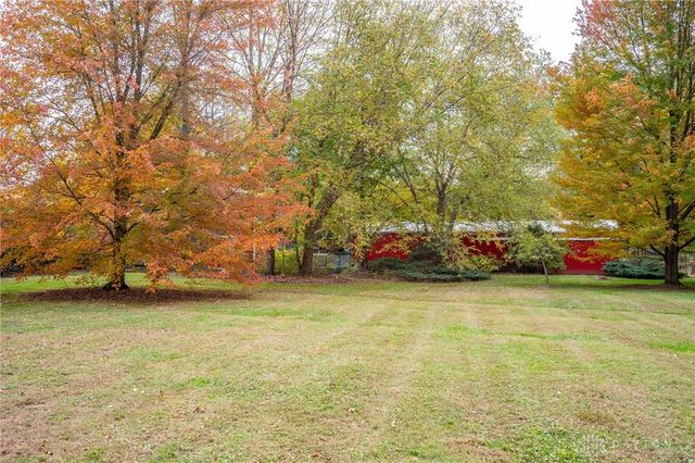 945 S Nixon Camp Road, Oregonia, OH 45054