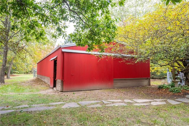 945 S Nixon Camp Road, Oregonia, OH 45054
