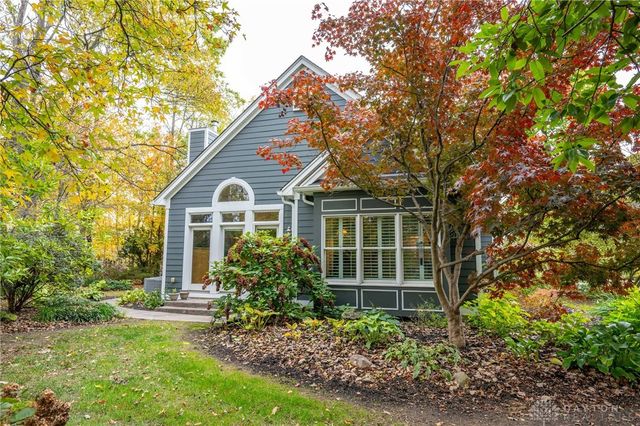 945 S Nixon Camp Road, Oregonia, OH 45054