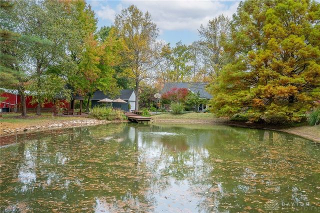 945 S Nixon Camp Road, Oregonia, OH 45054