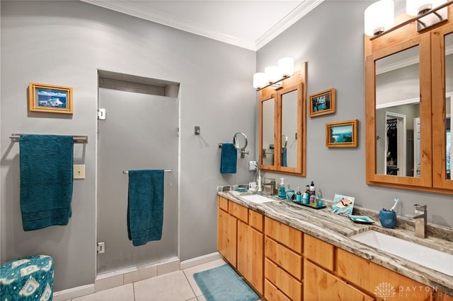945 S Nixon Camp Road, Oregonia, OH 45054