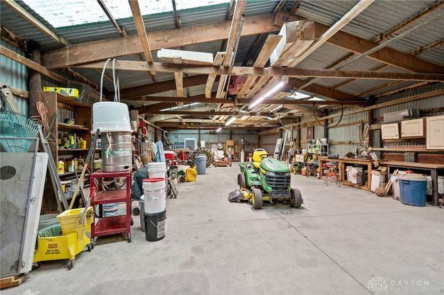 945 S Nixon Camp Road, Oregonia, OH 45054