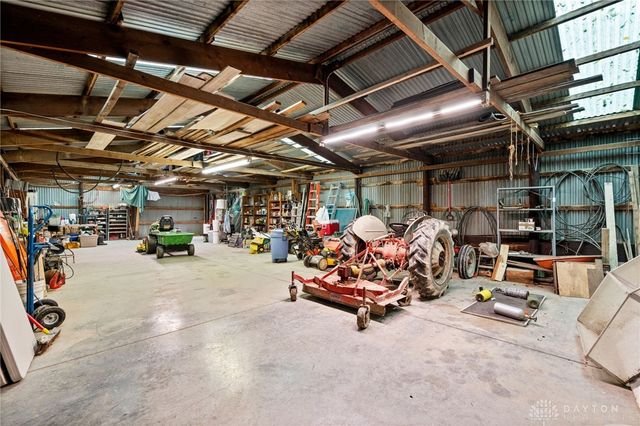 945 S Nixon Camp Road, Oregonia, OH 45054