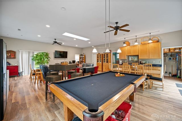 945 S Nixon Camp Road, Oregonia, OH 45054