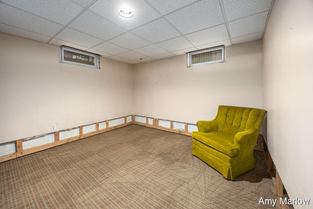 884 Hollywood Street, Grand Rapids, MI 49505