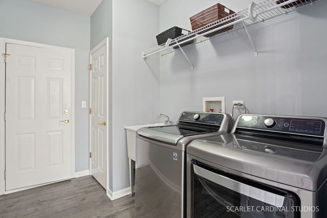 1948 Barrington Court, Aurora, IL 60503