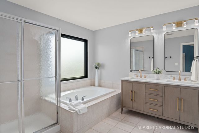 1948 Barrington Court, Aurora, IL 60503