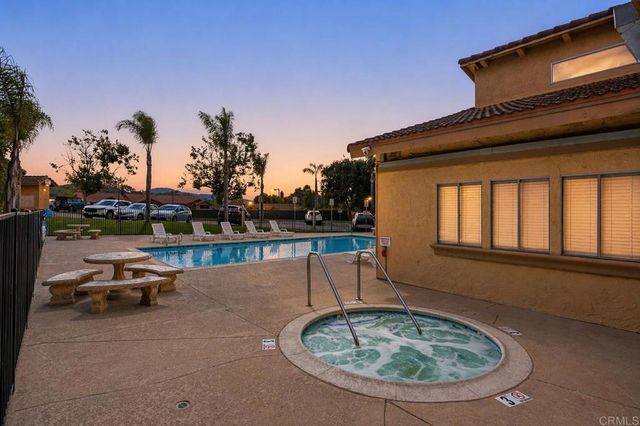 229 Woodland Parkway 170, San Marcos, CA 92069
