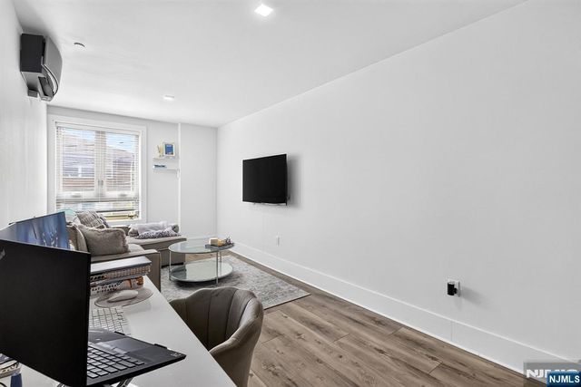 62 69th Street 203, Guttenberg, NJ 07093