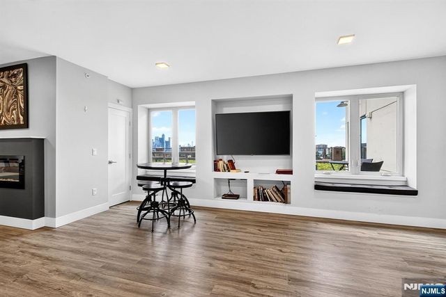 62 69th Street 203, Guttenberg, NJ 07093