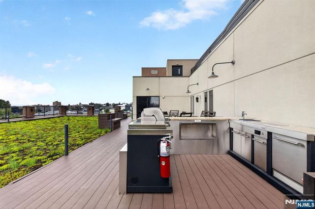 62 69th Street 203, Guttenberg, NJ 07093