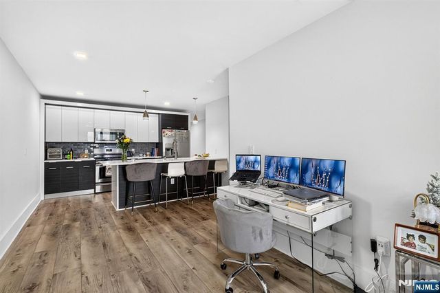 62 69th Street 203, Guttenberg, NJ 07093