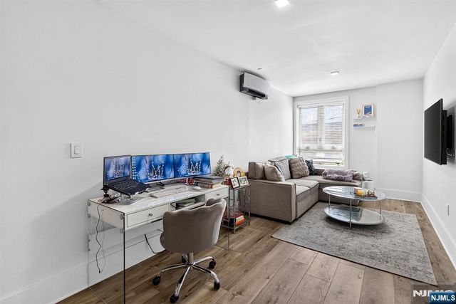 62 69th Street 203, Guttenberg, NJ 07093